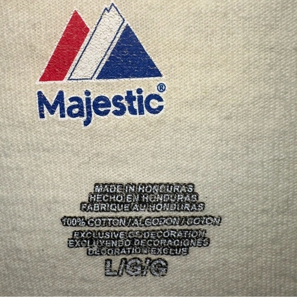 Majestic Tee Size  L - Picture 5 of 7
